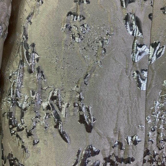 JONATHAN SIMKHAI Taylor Metallic Champagne Matelassé Puff Sleeve Wrap Top - NWT - Picture 8 of 11